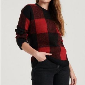 L u c k y  B r a n d • Buffalo plaid check sweater
